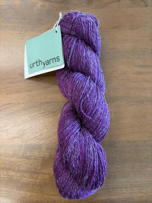 Urth Yarns Trill