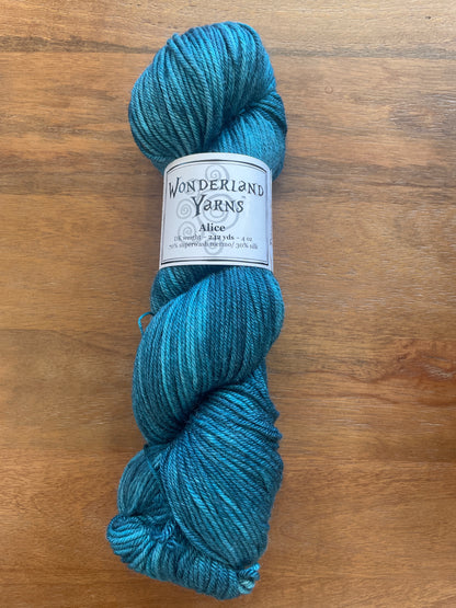 Wonderland Yarns Alice DK